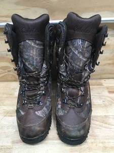 lot 171 image: Cabelas Inferno Insulated Waterproof Hunting Boots for Men Size 9M (Retail $179.99)