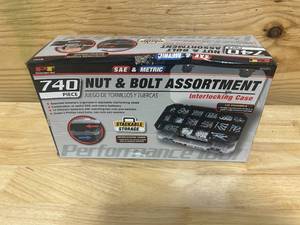lot 168 image: PERFORMANCE TOOL 740 PC Nut & Bolt Assortment- SAE & Metric (0829247.50)