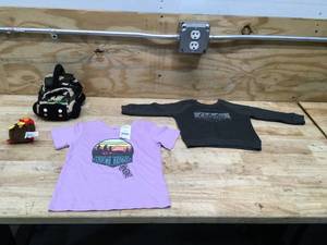 lot 197 image: Lot of baby cloths with a toy