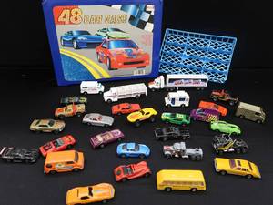 HOT WHEELS AND CASE