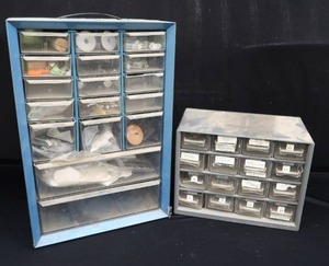 ORGANIZERS WITH STUFF