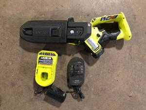 RYOBI ONE HP 18V Brushless 8 in. Battery Compact Pruning Mini Chainsaw with 2.0 Ah Battery and Charger Customer Returns See Pictures
