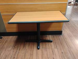 lot 9 image: COMMERCIAL RESTAURANT DINING TABLE