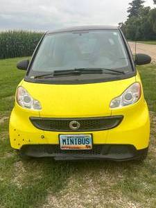 lot 1 image: 2013 Fortwo Smart Car