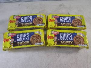 lot 407 image: (B-1) 4 Packages of Keebler Chips D...