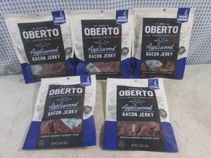 lot 416 image: (B-1) 5 Bags of Applewood Bacon Jer...