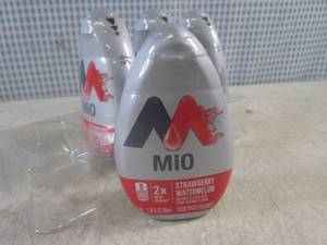 lot 445 image: (B-1) 4 Bottles of Mio Strawberry W...