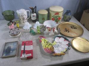 lot 47 image: (EW5) Assorted Misc Vintage...