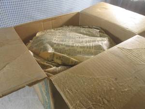 lot 50 image: (EW6) Box Full of Vintage Wrapped G...