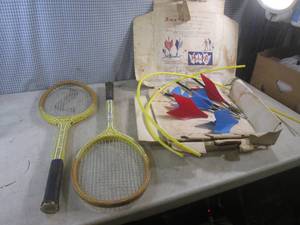 lot 122 image: (A-4T) 2 Vintage Wood Spalding Tenn...