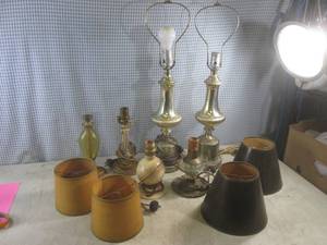 lot 51 image: (BR3) Assorted Vintage Lamps and Sh...
