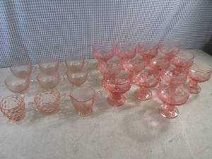 lot 157 image: (A-2) Vintage Pink Glass Cups, Dese...
