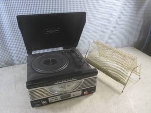 lot 161 image: (EW5) Pyle Vintage Classic Radio, T...