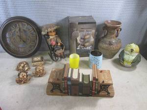 lot 168 image: (EW6) Assorted Home Decor...