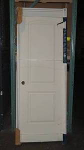 lot 167 image: Jeld-Wen 28 in. x 80 in. 2-Panel Shaker Right-Hand Primed Hallow Core Wood Single Prehung Interior Door
