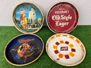 lot 31 image: Beer Trays - Schlitz, Grain Belt, Miller & Old Style