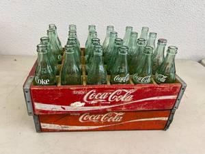lot 41 image: Coca-Cola Wood Totes & Bottles