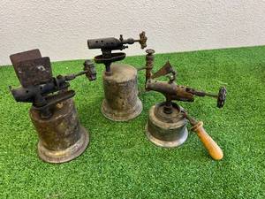 lot 117 image: Blow Torches