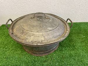 lot 122 image: Vintage Dough Bowl