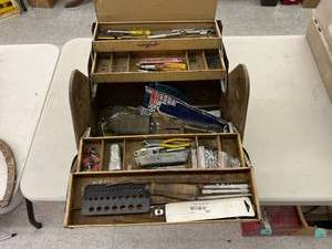 lot 164 image: Tool Box & Contents