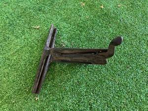lot 177 image: Vintage Quick Release Saw Vise