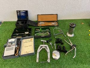 lot 208 image: Vintage Medical Items
