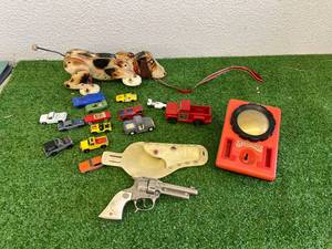 lot 222 image: Toys, Cap Gun