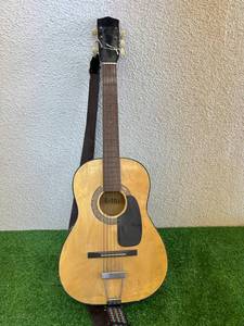 lot 241 image: Guitar