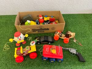 lot 252 image: Toys
