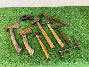 lot 269 image: Hammers & Hatchets