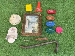 lot 270 image: Vintage Advertising Items