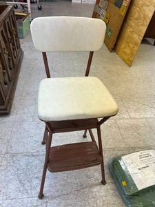 lot 279 image: Cosco Step Stool & 2 NOS Seat & Back Replacement Kits