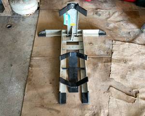 lot 256 image: Condor Pit Stop Trailer Stop
