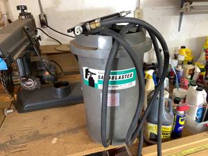 lot 59 image: Utility Sandblaster