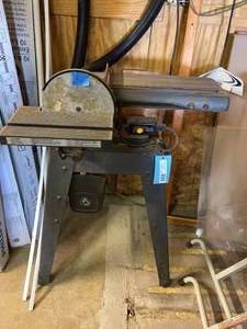 lot 4 image: Disc and Belt Sander