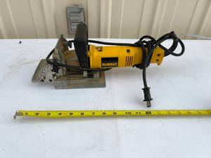 lot 141 image: DeWalt Plate Joiner