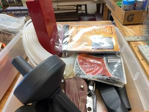 lot 135 image: Various Shop Items