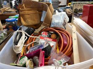 lot 136 image: Various Shop Items