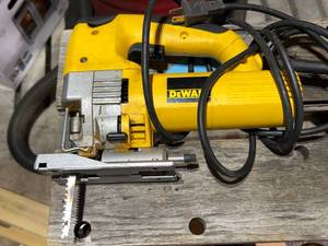 lot 246 image: DeWalt Jig Saw
