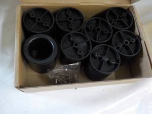 lot 35 image: 8 x 2 Furniture Legs...