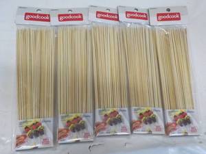 lot 115 image: 500 GoodCook Skewers...