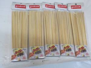 lot 116 image: 500 GoodCook Skewers...