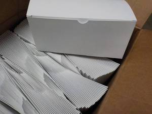 lot 142 image: Bio-Tek 250 x 9 x 4 x 4 White Boxe...