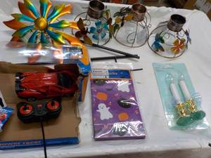lot 158 image: Seasonal Products and Toys some da...