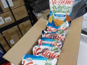 lot 195 image: 6  x 6 oz Bags Garden Veggie Zesty ...