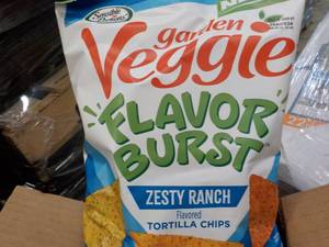 lot 199 image: 6  x 6 oz Bags Garden Veggie Zesty ...