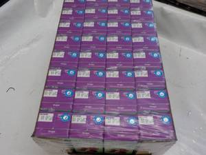 lot 204 image: 32 x 6.75 oz Juicy Juice Grape...