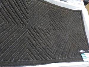 lot 215 image: Traffic Master 24 x 36 Diamond Tex...