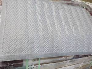 lot 221 image: Style well Comfort Mat 20 x 36 fro...