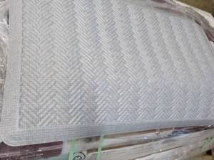 lot 222 image: Style well Comfort Mat 20 x 36 fro...